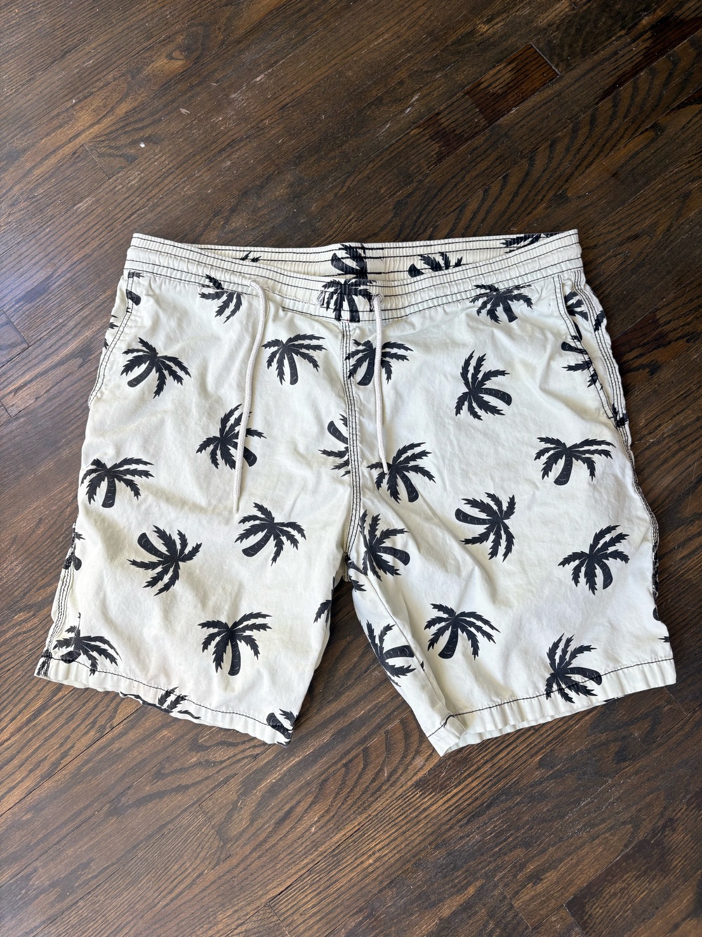Palm tree shorts